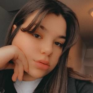 Meet your Posher, Audrey-anne